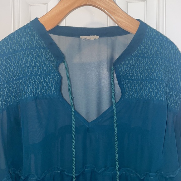 Turquoise Chiffon Blouse Size L - Picture 3 of 4
